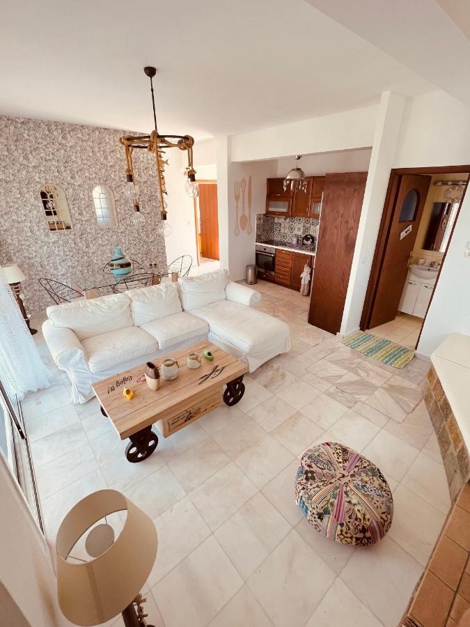 Appartamento Magic House At Halkida 1M From The Beach! Chalkís Esterno foto