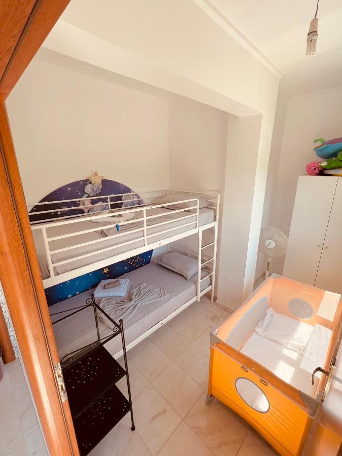 Appartamento Magic House At Halkida 1M From The Beach! Chalkís Esterno foto