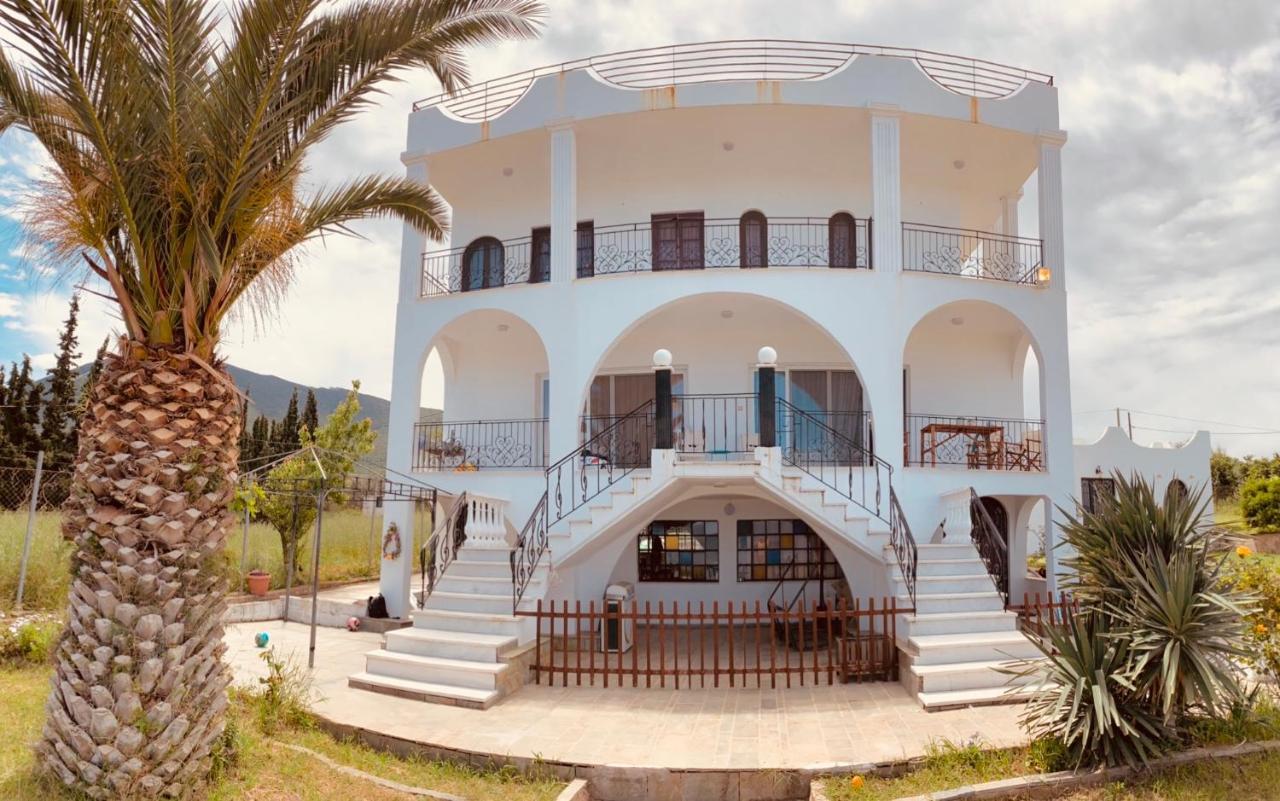 Appartamento Magic House At Halkida 1M From The Beach! Chalkís Esterno foto