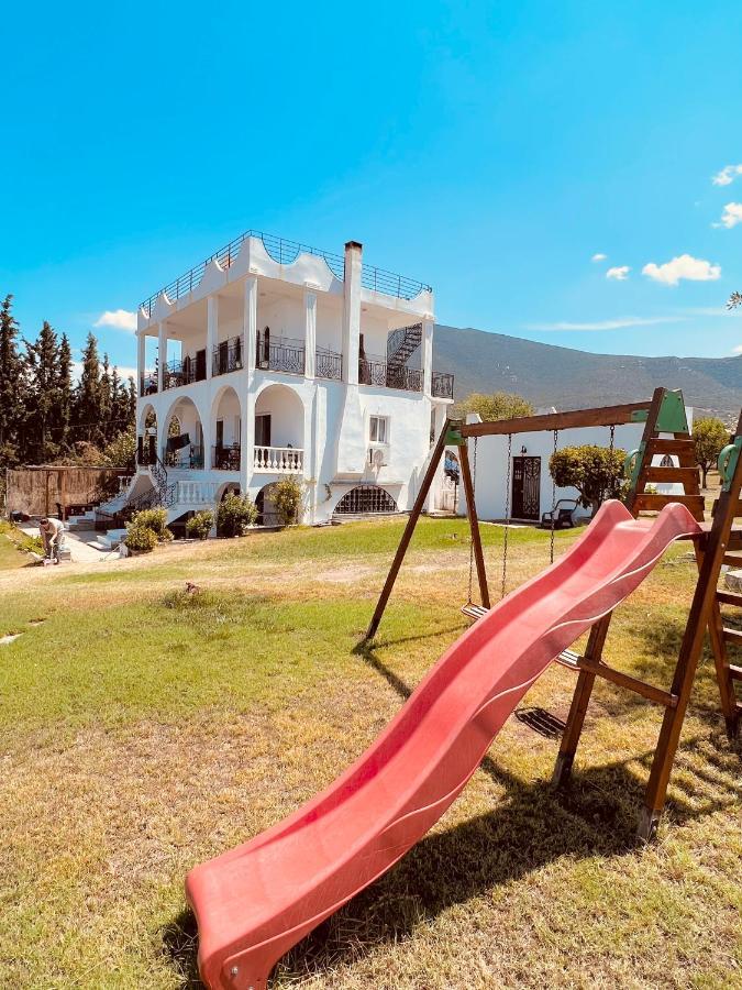 Appartamento Magic House At Halkida 1M From The Beach! Chalkís Esterno foto